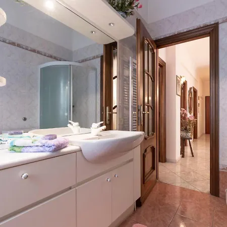 Lägenhet Casa Giuliana By Interhome Imperia