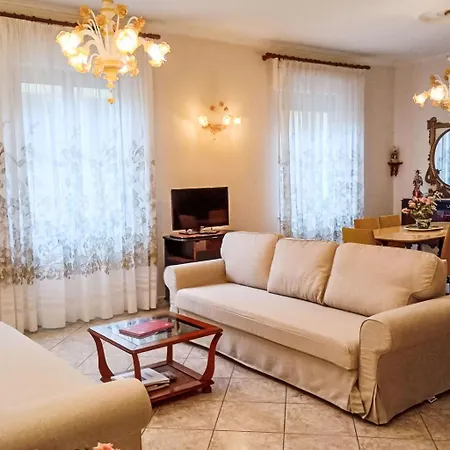 公寓 Casa Giuliana By Interhome